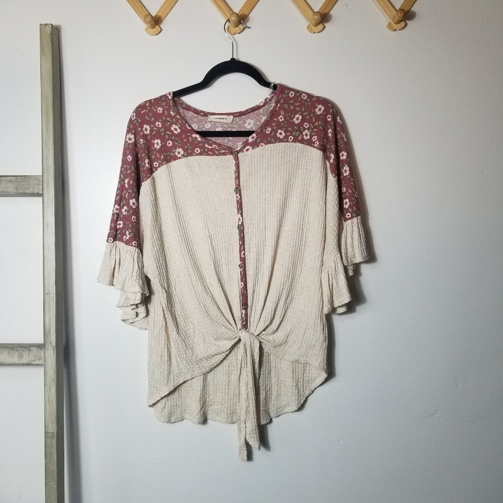 NWOT ADORA WOMEN'S BLOUSE SIZE MEDIUM